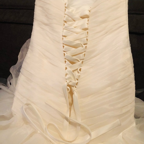 Morilee by Madeline Gardner Wedding Dress Size 6 Gorgeous Mermaid Style - Picture 7 of 10